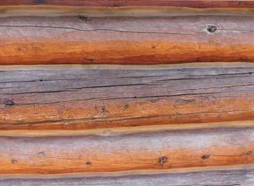 Старое покрытие нужно удалить - Как сохранить деревянный дом. Защита и окраска древесины